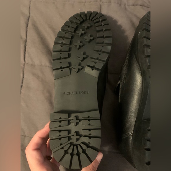 Michael Kors womens dress shoes 8.5 NWOT - Picture 5 of 9